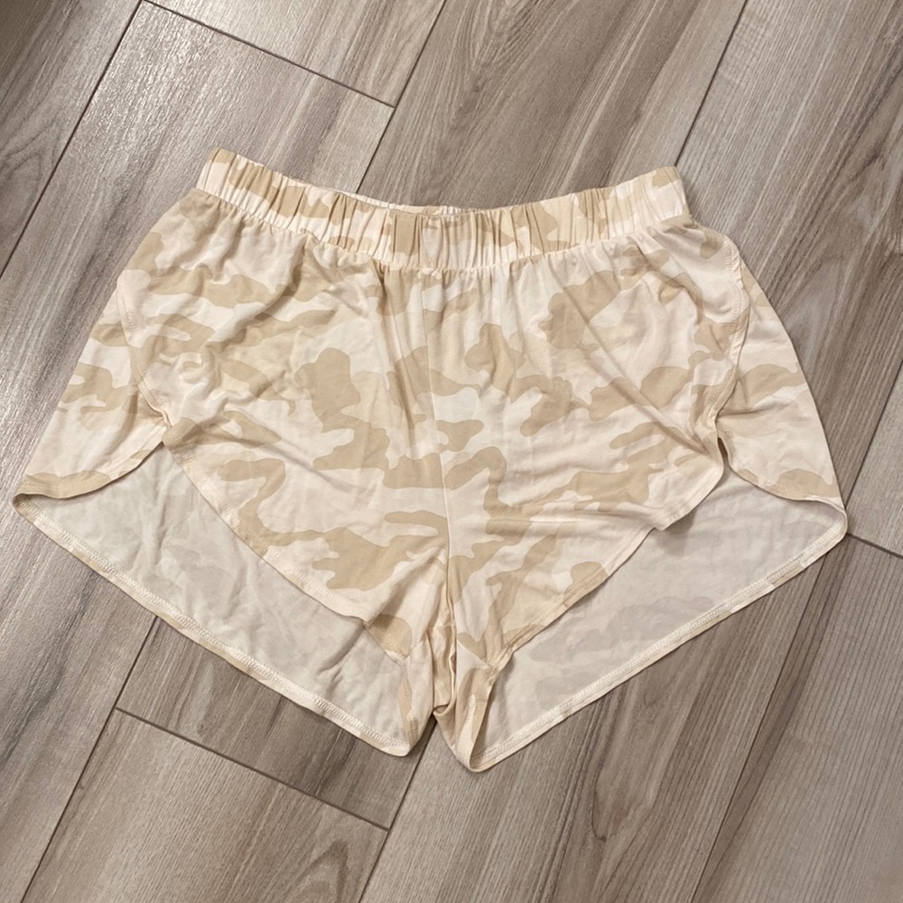 NWOT Camo Sleep/Lounge Shorts - Small